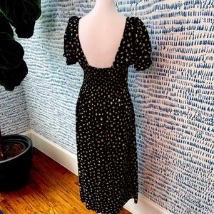 Billabong black with flowers midi dress. **Perfect for fall!!**